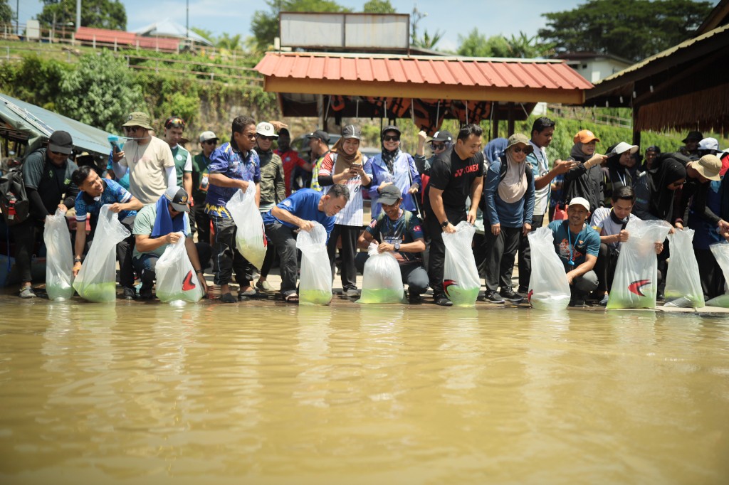 Aktiviti pelepasan ikan