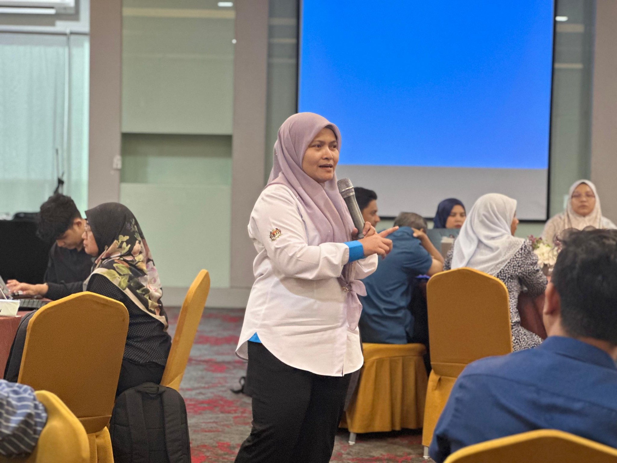 Puan Larifah binti Mohd Sidik